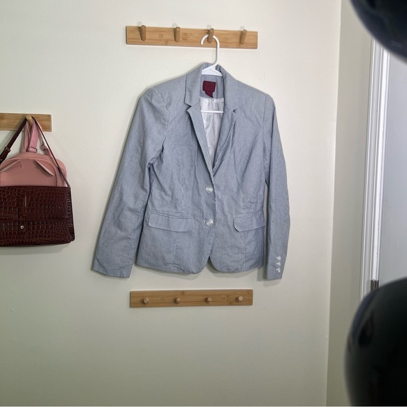 212 Collection blue & white Striped women’s Blazer size 6 no flaws - Picture 1 of 5